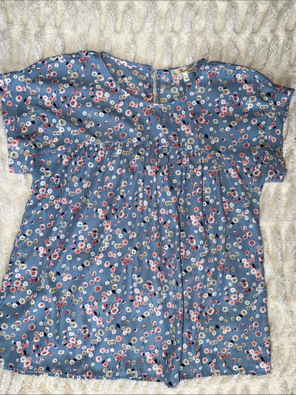 ANDREE BY UNIT light Blue Floral Cap Sleeve Blouse